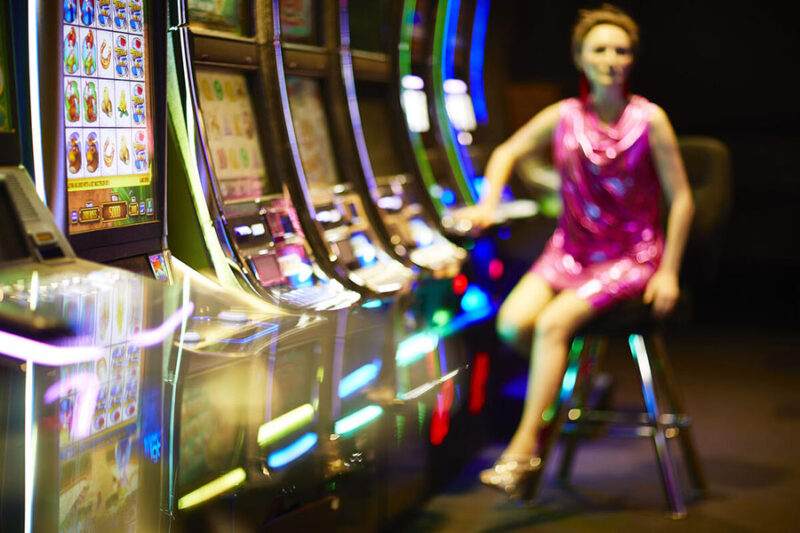 the best online casino games. Play free slots app similar to real casino slot games and win huge coin prizes.